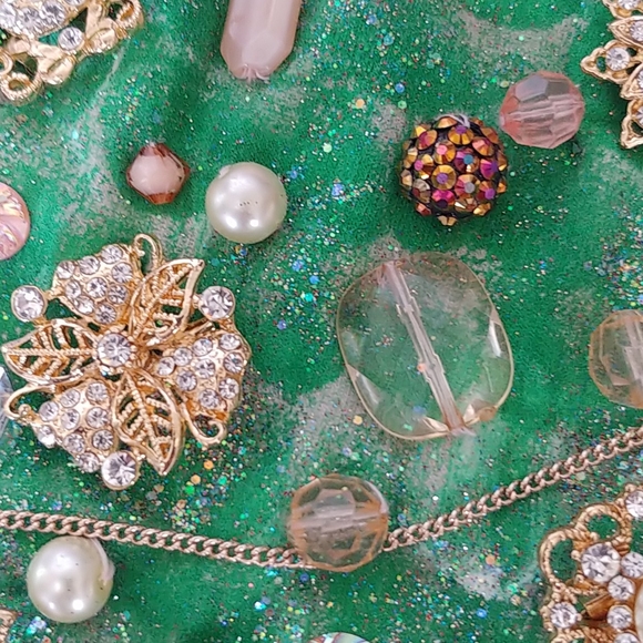 Hand-painted sweatshirt - Picture 2 of 2